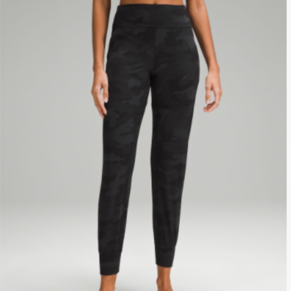 Lululemon NWT Align High Rise Joggers